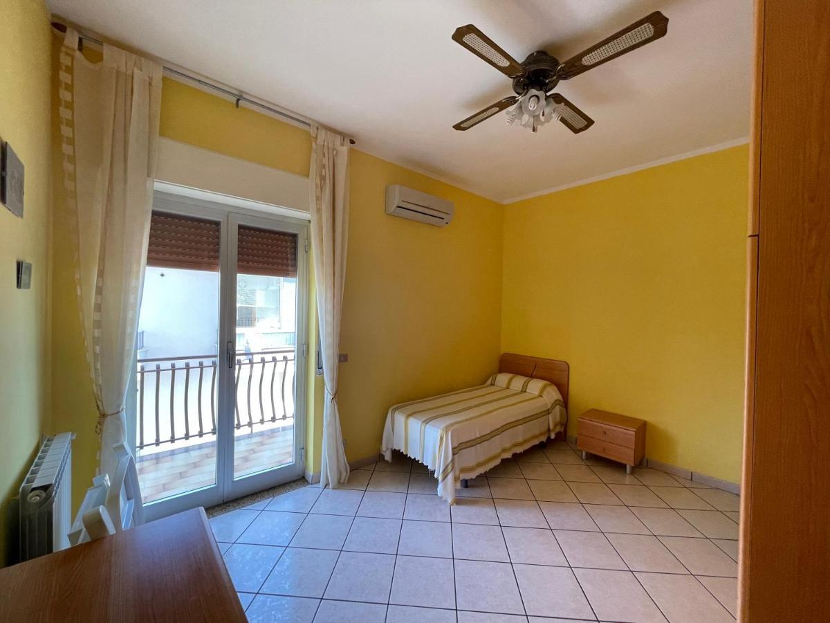 Pipa'S Suntrap Apartment Taormina Exterior foto