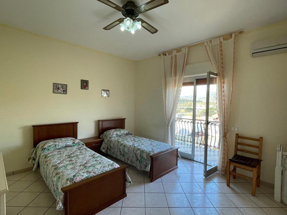 Pipa'S Suntrap Apartment Taormina Exterior foto